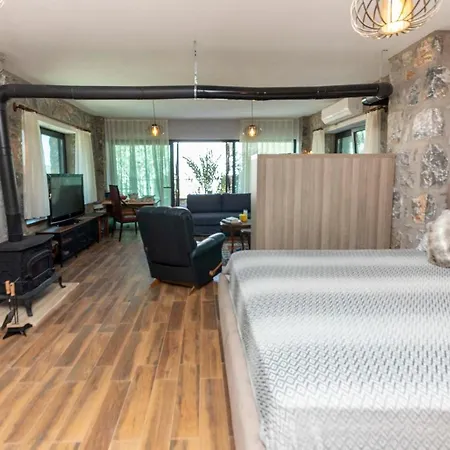 Eclectic Studio Near Sea In Bodrum Apartman